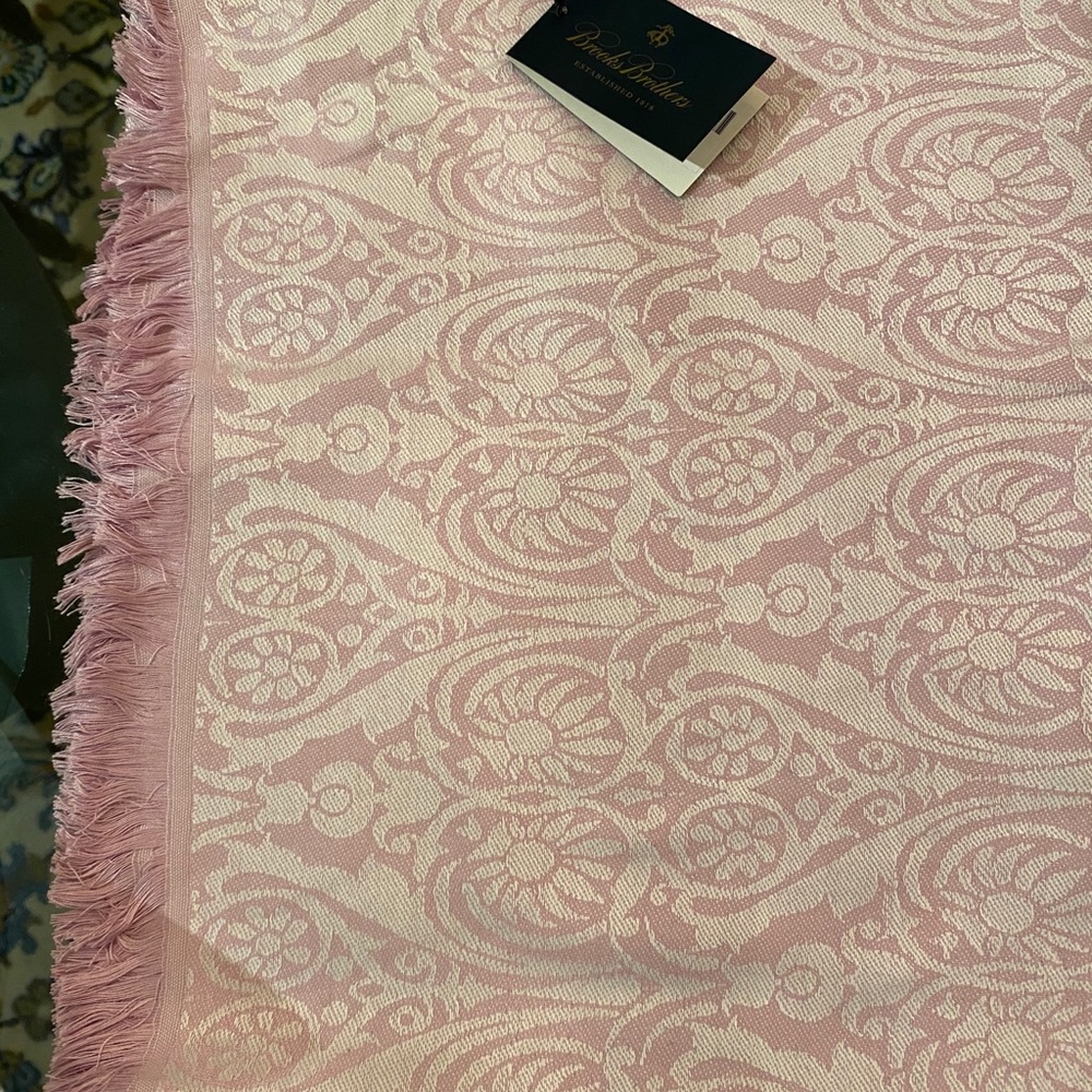 Brooks Brothers light pink shawl wrap - elegant